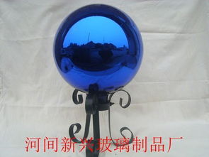 藍(lán)色電鍍花園球 當(dāng)工業(yè)美學(xué)點(diǎn)綴自然，網(wǎng)絡(luò)競(jìng)技球探索科技新邊界